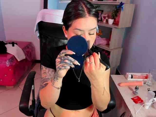 IsabellaSummer webcam