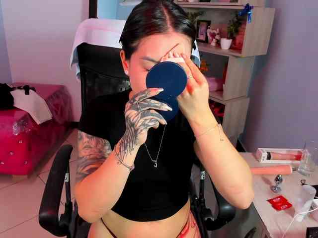 IsabellaSummer webcam
