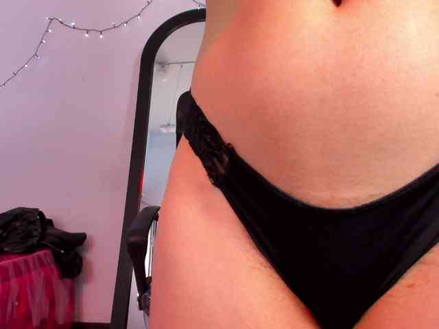 IsabellaSummer webcam