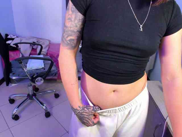 IsabellaSummer webcam