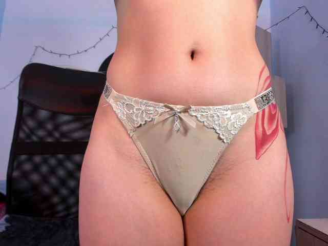IsabellaSummer webcam