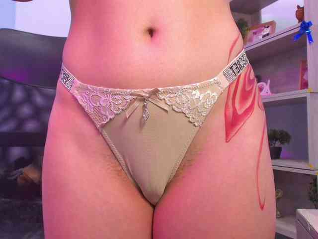 IsabellaSummer webcam