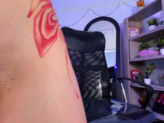 IsabellaSummer webcam