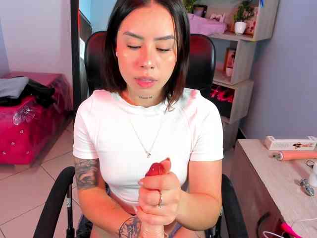 IsabellaSummer webcam