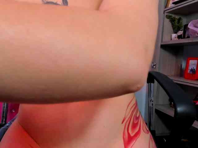 IsabellaSummer's webcam live show