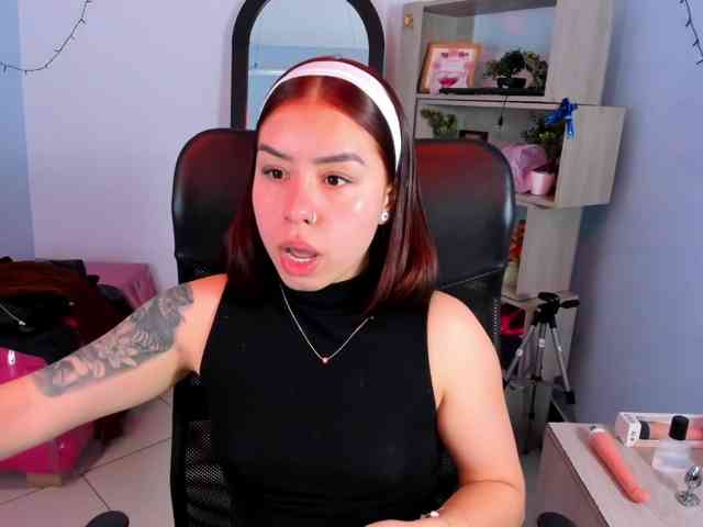IsabellaSummer webcam
