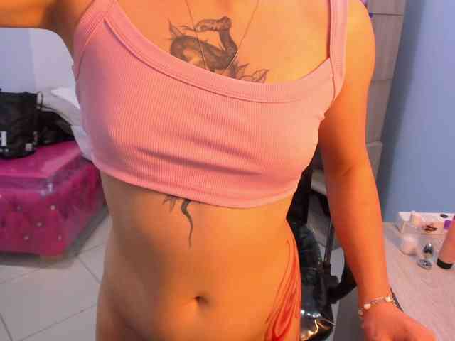 IsabellaSummer webcam