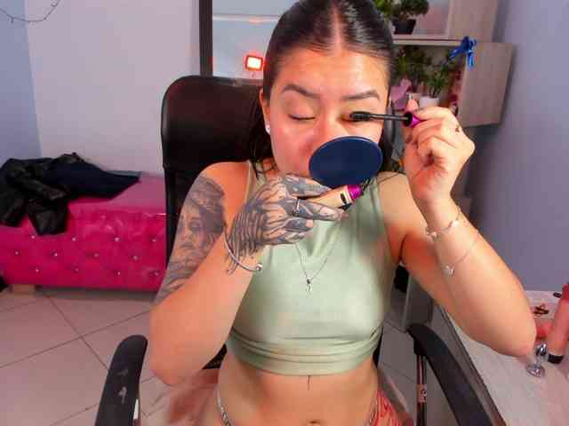 IsabellaSummer webcam