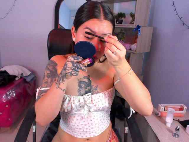 IsabellaSummer webcam