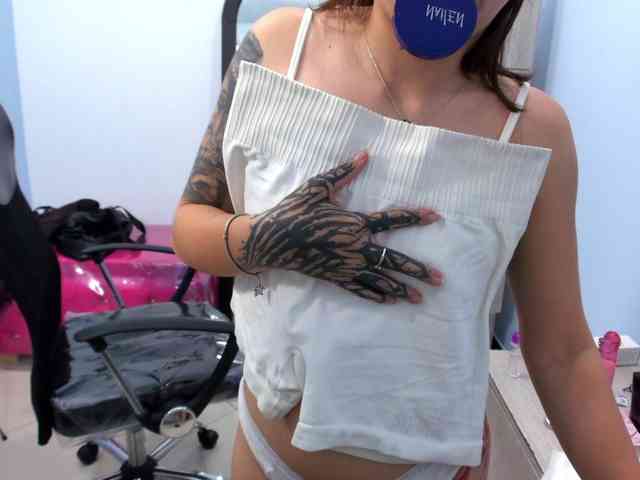 IsabellaSummer webcam