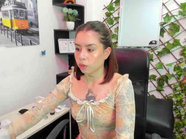 IsabellaSummer webcam