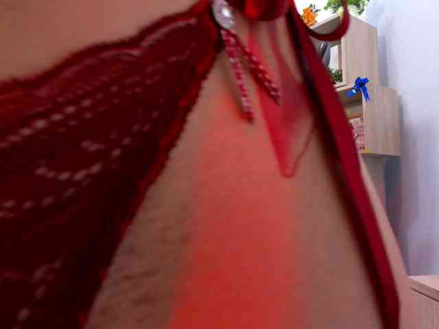 IsabellaSummer webcam