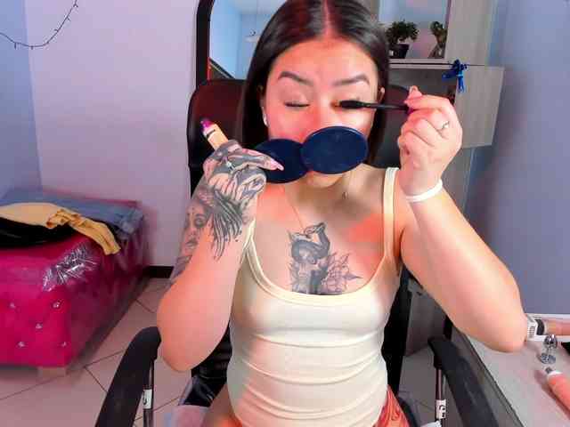 IsabellaSummer IsabellaSummer