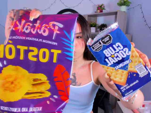 IsabellaSummer webcam