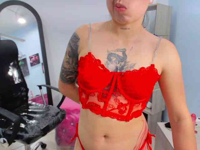 IsabellaSummer webcam
