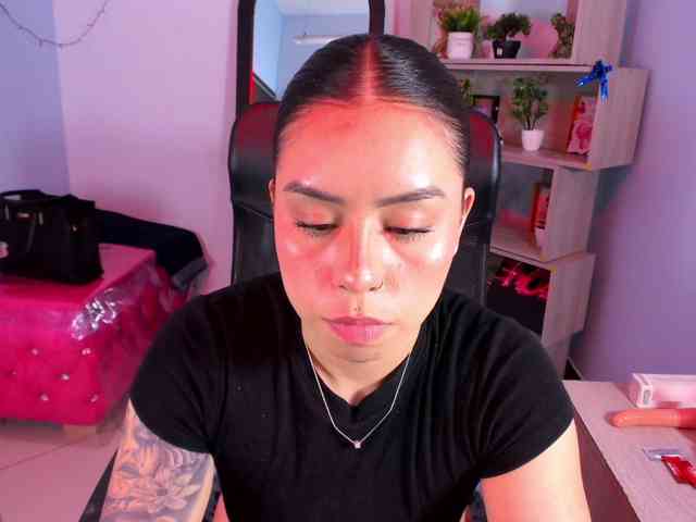 IsabellaSummer webcam