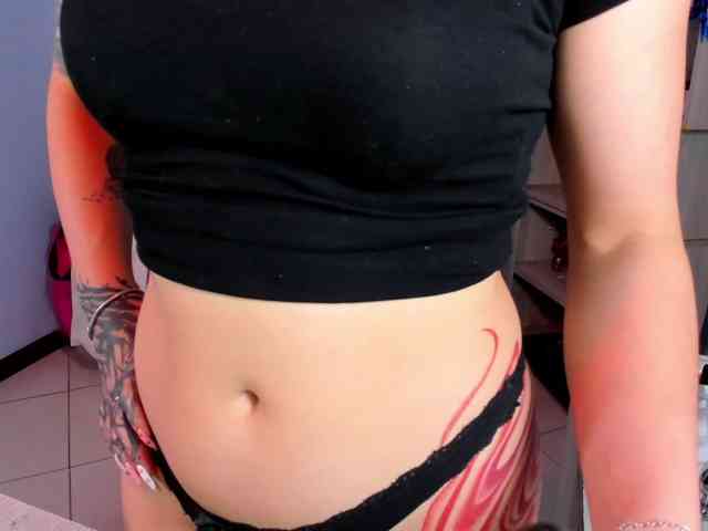 IsabellaSummer webcam