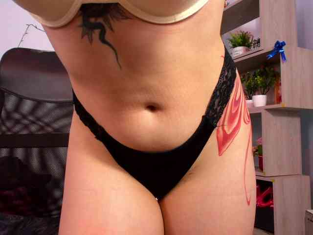 IsabellaSummer webcam