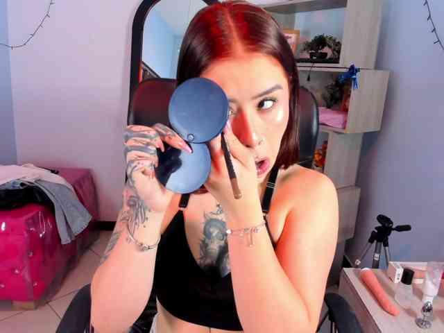 IsabellaSummer webcam