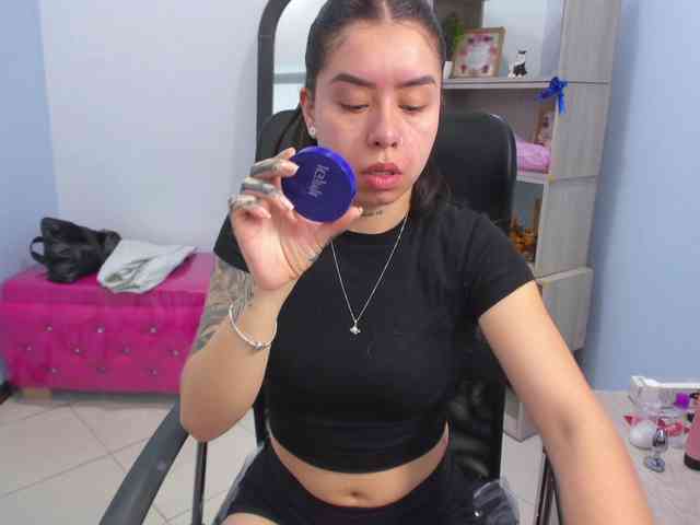 IsabellaSummer webcam