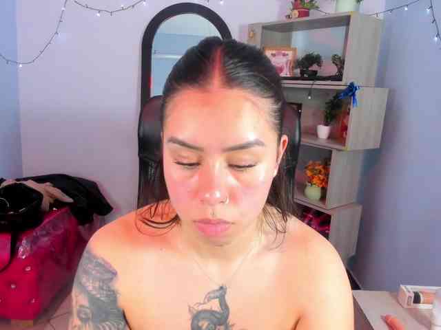 IsabellaSummer webcam