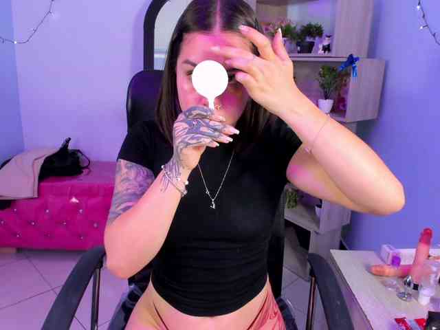 IsabellaSummer webcam
