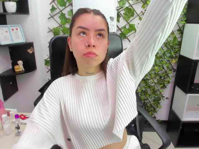 IsabellaSummer webcam