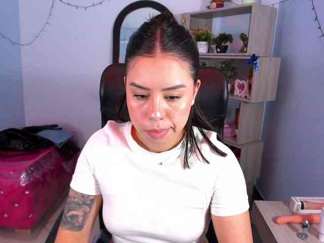 IsabellaSummer webcam