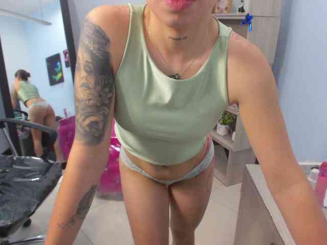 IsabellaSummer webcam