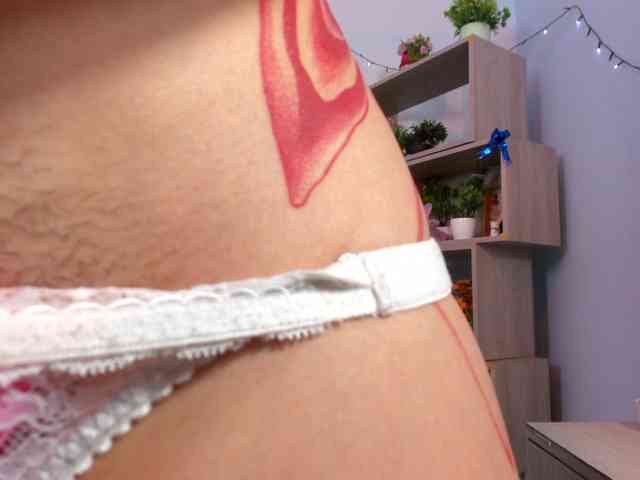 IsabellaSummer webcam