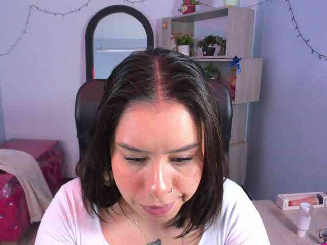 IsabellaSummer webcam