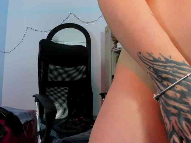 IsabellaSummer webcam