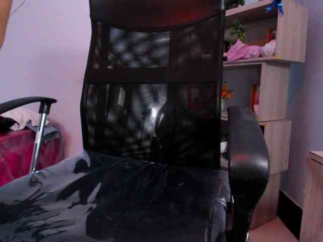 IsabellaSummer webcam