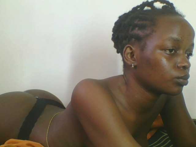 Squirtinglady's BongaCams show and profile