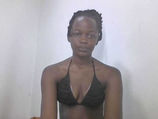 Squirtinglady's BongaCams show and profile