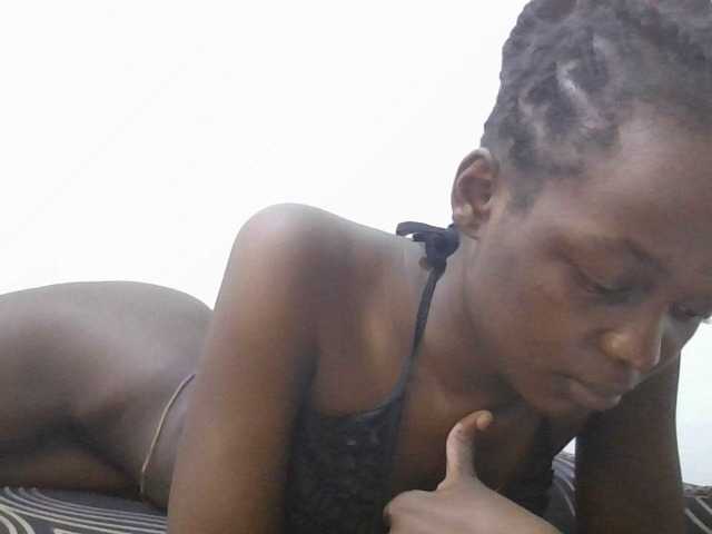 Squirtinglady's BongaCams show and profile