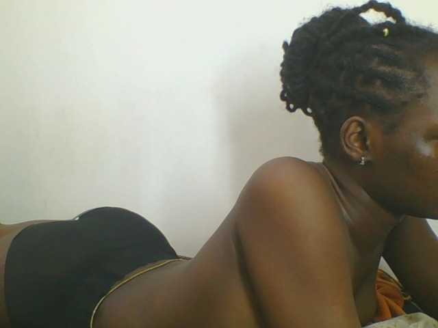 Squirtinglady's BongaCams show and profile