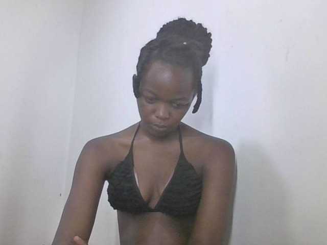 Squirtinglady's BongaCams show and profile