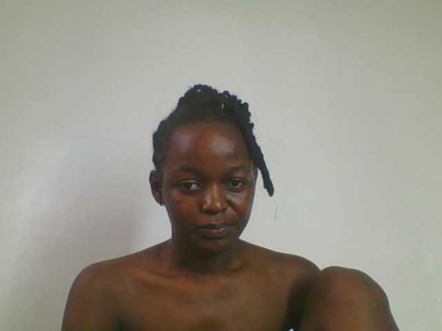 Squirtinglady's BongaCams show and profile