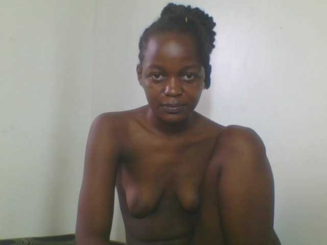 Squirtinglady's BongaCams show and profile