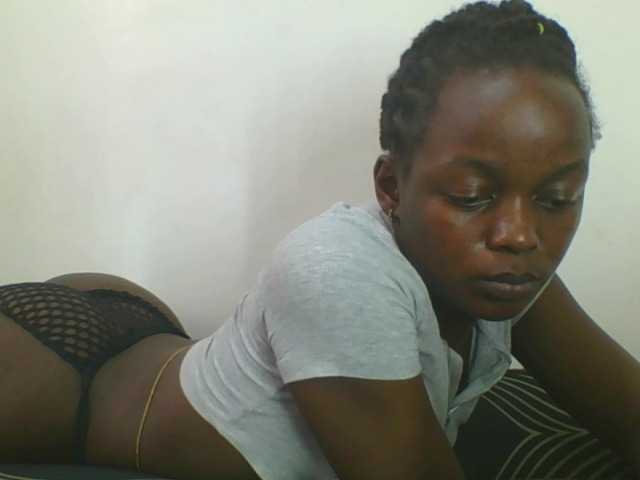 Squirtinglady's BongaCams show and profile