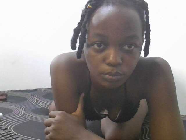 Squirtinglady's BongaCams show and profile