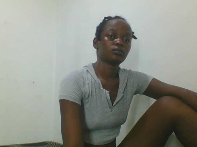 Squirtinglady's BongaCams show and profile