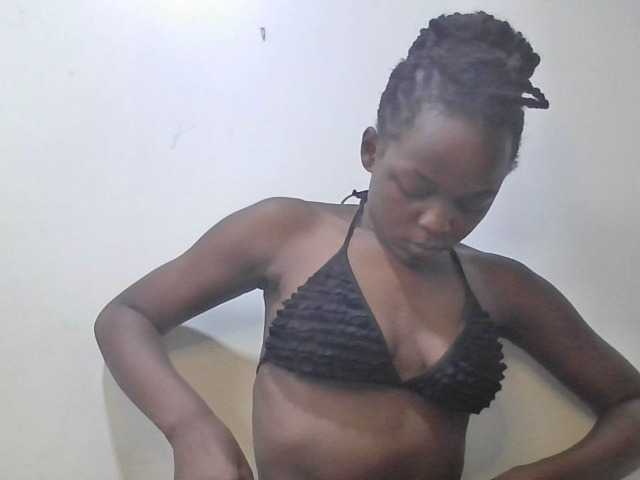 Squirtinglady's BongaCams show and profile