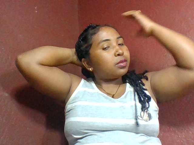 Josy-2 live cam on BongaCams
