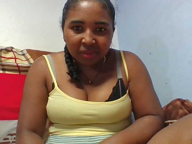Josy-2 live cam on BongaCams