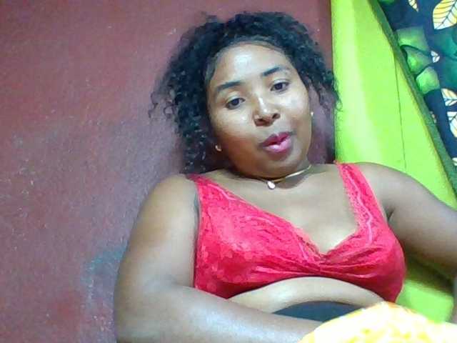 Josy-2 live cam on BongaCams