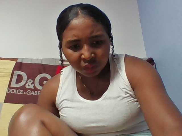 Josy-2 live cam on BongaCams
