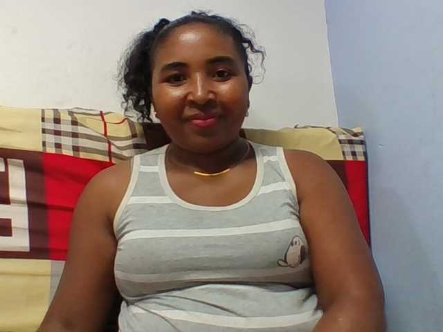Josy-2 live cam on BongaCams