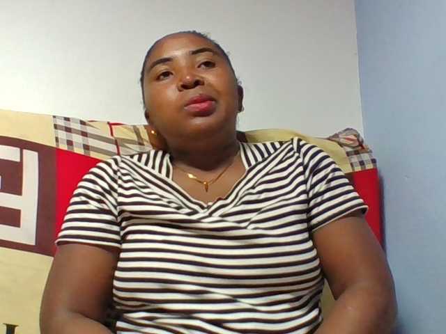 Josy-2 live cam on BongaCams